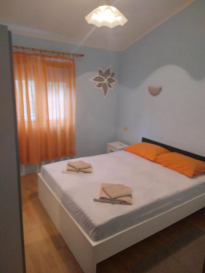 Apartments Dvije Palme شيبينيك المظهر الخارجي الصورة