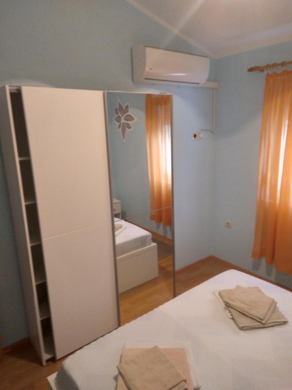 Apartments Dvije Palme شيبينيك المظهر الخارجي الصورة