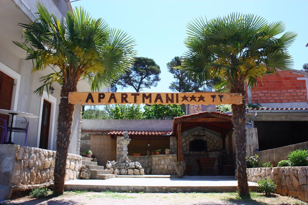 Apartments Dvije Palme شيبينيك المظهر الخارجي الصورة