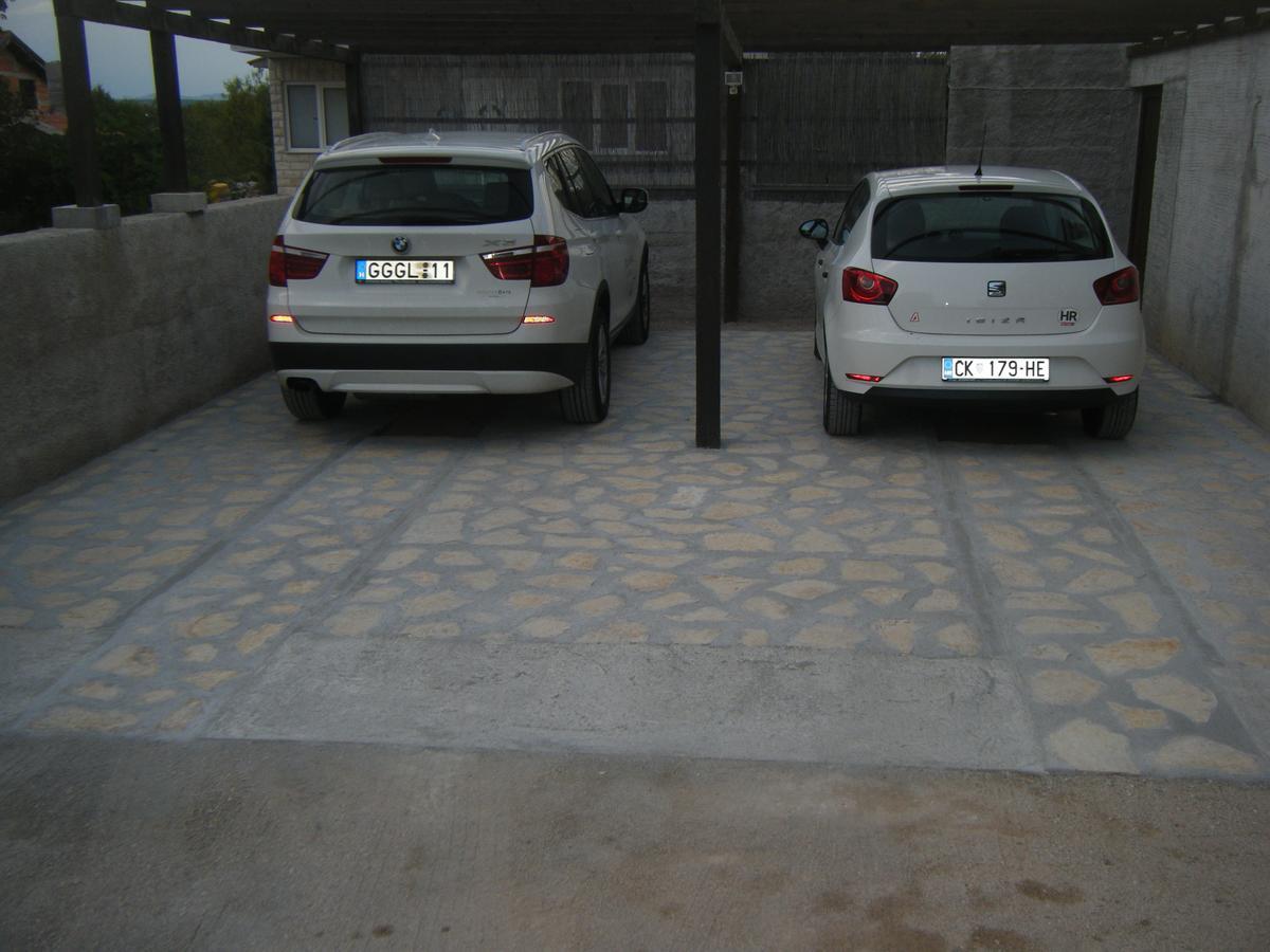 Apartments Dvije Palme شيبينيك المظهر الخارجي الصورة